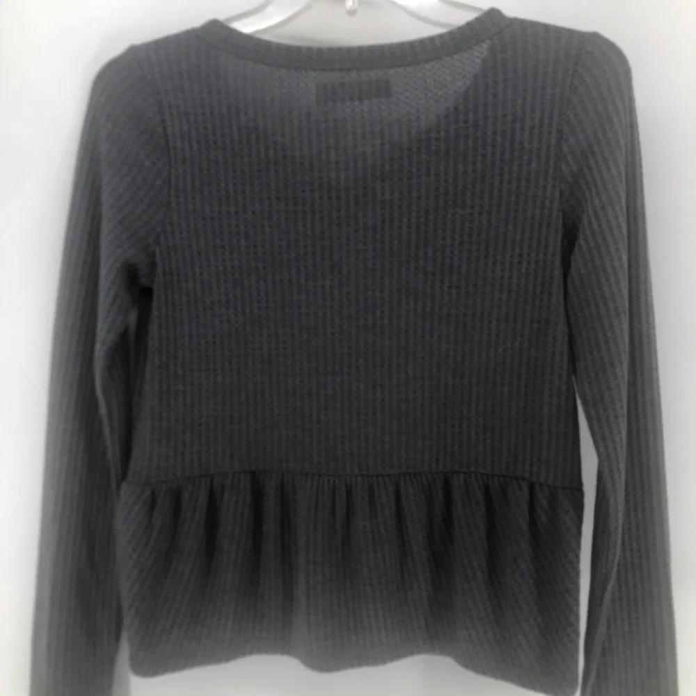 Abercrombie Kids 11/12 Gray Thermal Knit Peplum Tee Top Long Sleeve With Logo